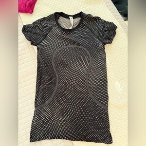 Lululemon Swiftly Tech - rainbow